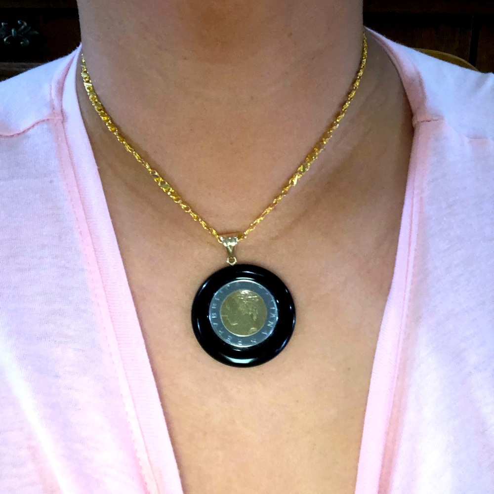 Milor Pendant Italy Onyx and 14k gold bail CHAIN NOT INCLUDED!